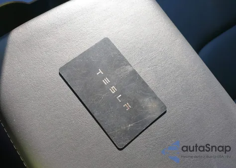 2021 Tesla Model Y Long Range Dual Motor All-Wheel Drive from USA, damaged, VIN 5YJYGDEE7MF232547